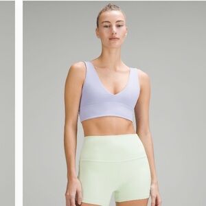 LULULEMON align v-neck bra in the color lilac smoke A/B cup